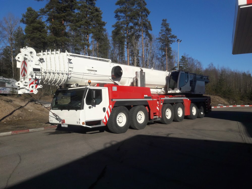 Liebherr LTM 1300-6.2
